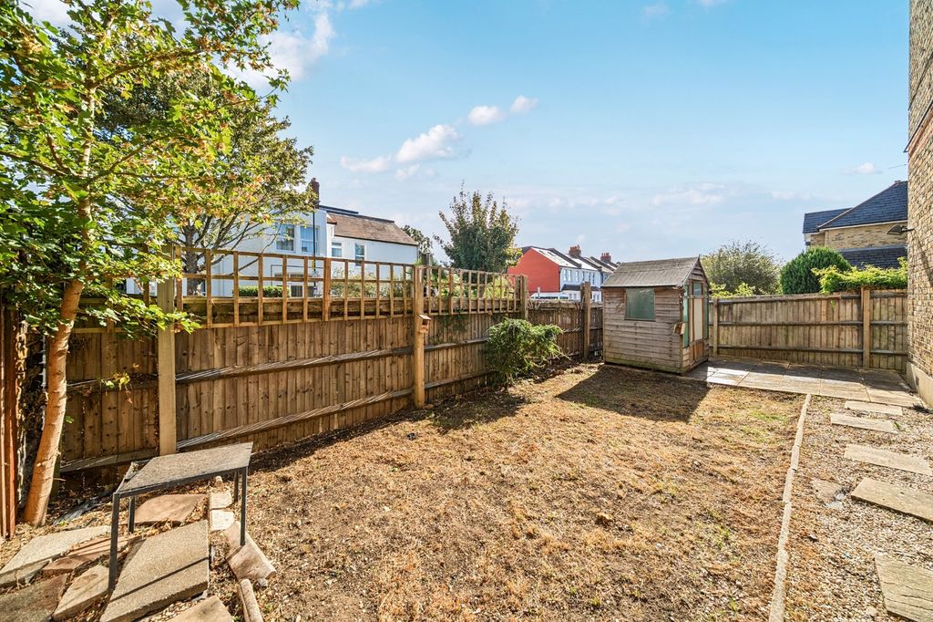 Property photo 2 of 15 Picture No. 23