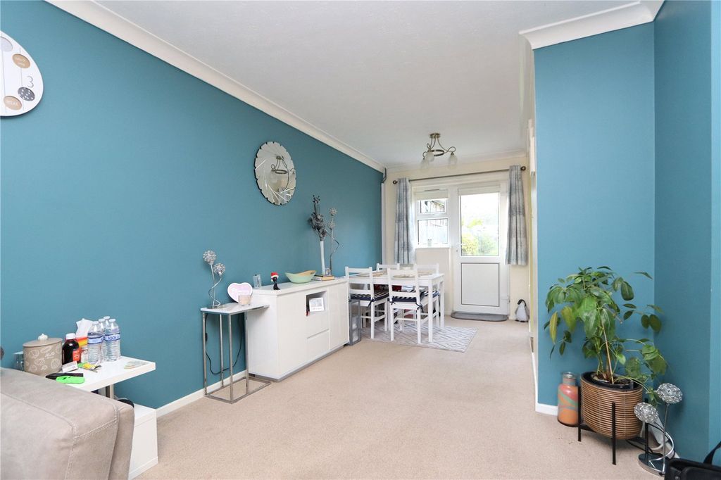 Property photo 3 of 9 Picture No. 06
