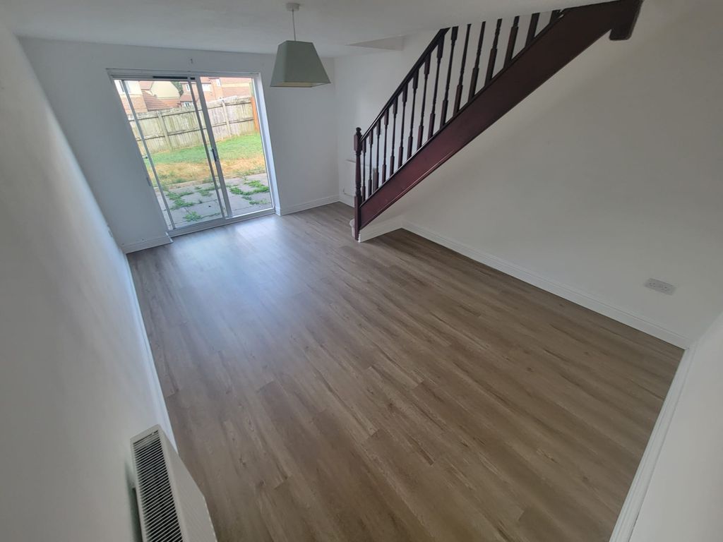 Property photo 1 of 11 2 Bed Semi-Detached House To Rent Clos Y Deri, Llanelli Sa14