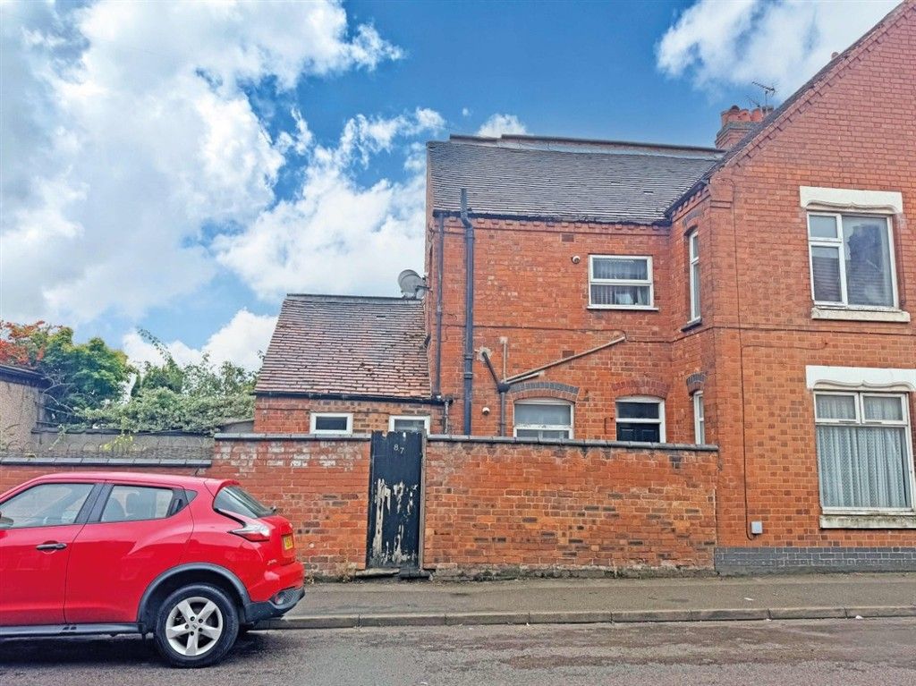 Property photo 1 of 6