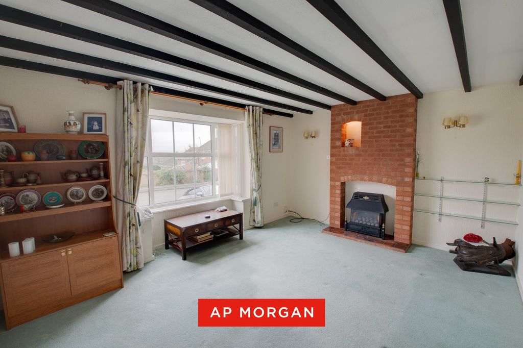 Property photo 2 of 13 Picture No. 15