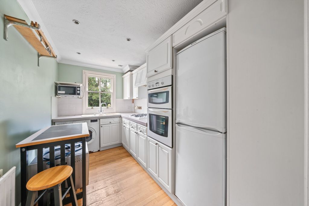 Property photo 3 of 12 Picture No. 05