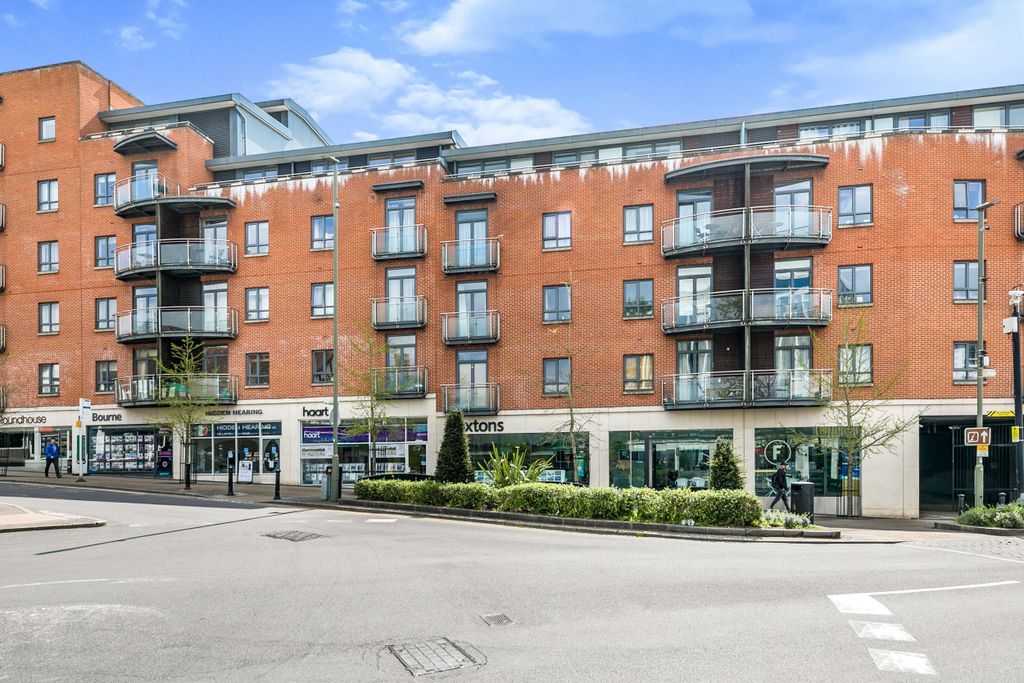 Property photo 1 of 15 Front