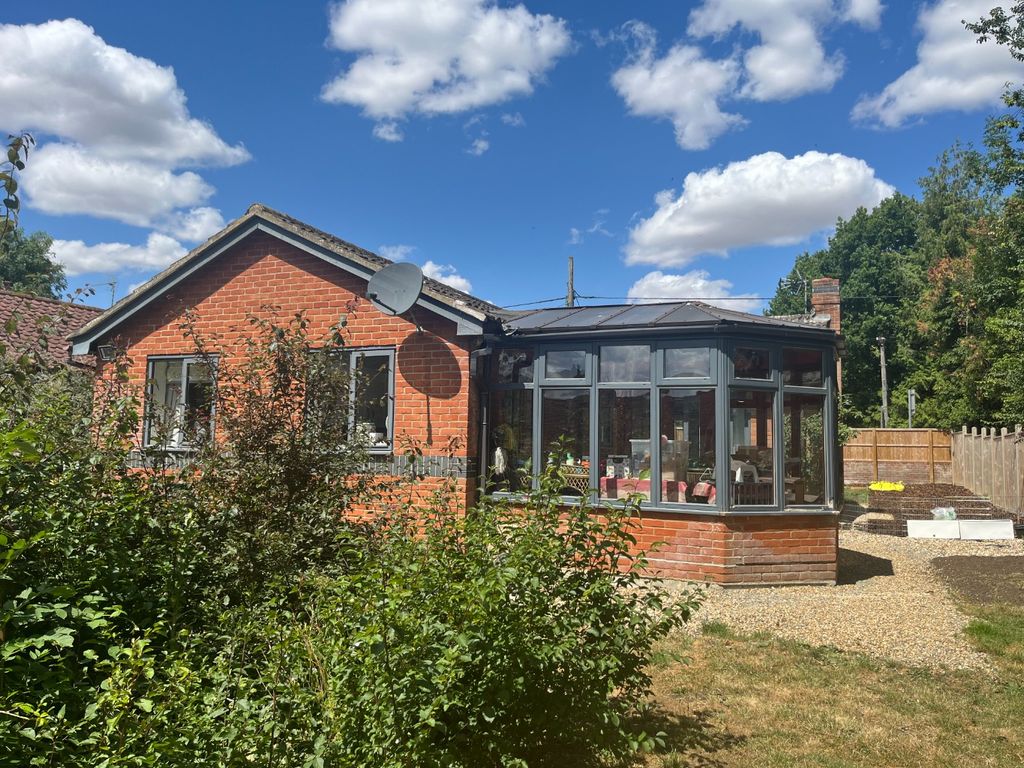 Property photo 1 of 12 4637650