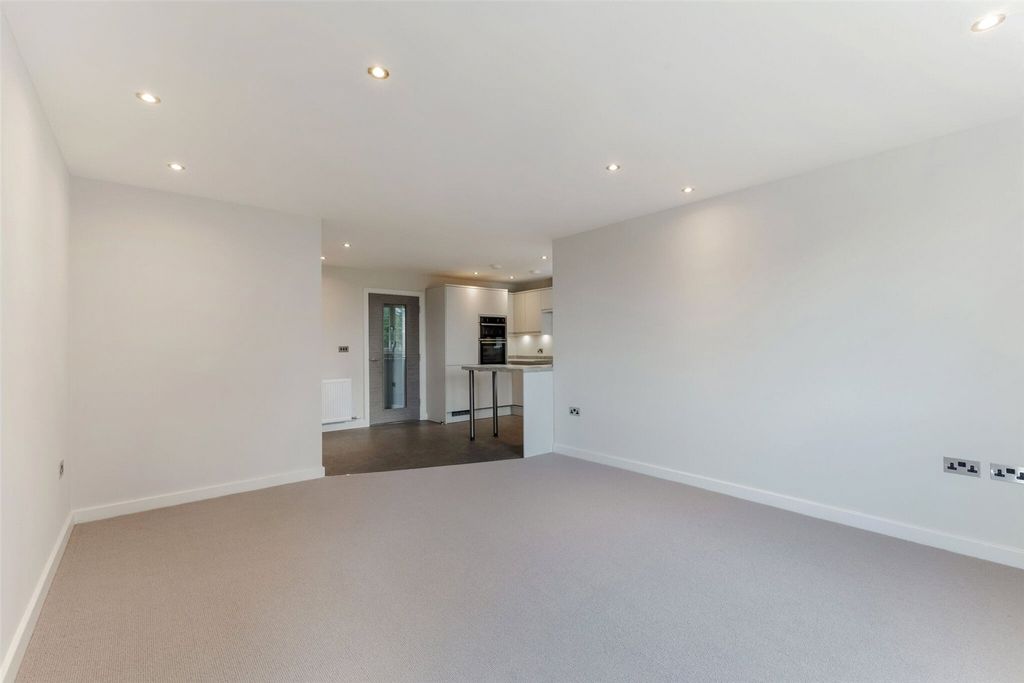 Property photo 3 of 6 Living Area