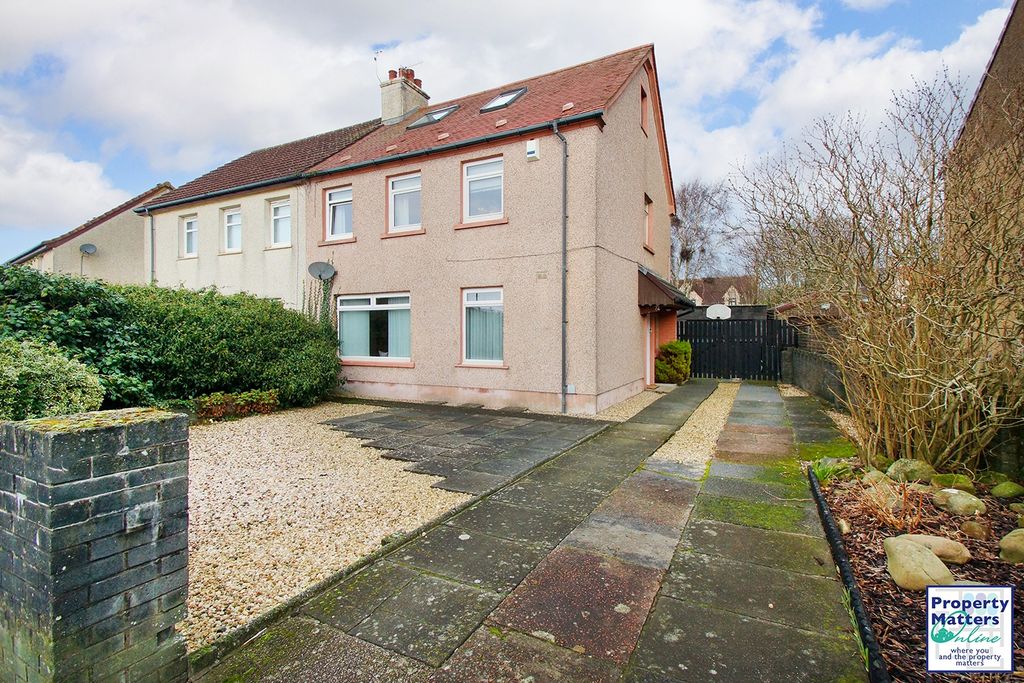 Property photo 1 of 20 4 Bedroom Semi Detached For Villa