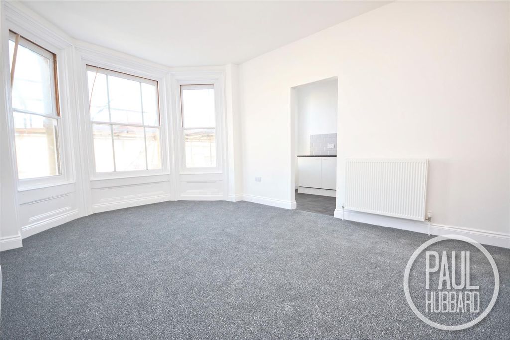 Property photo 3 of 7