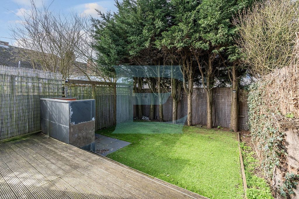 Property photo 3 of 17 Picture No. 20