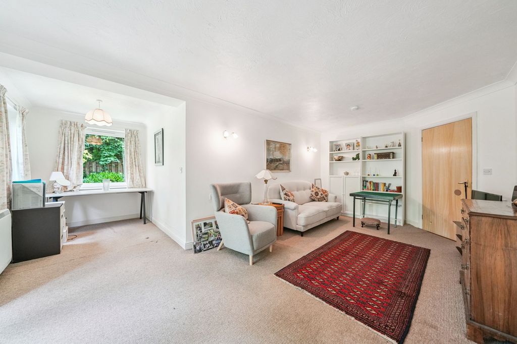 Property photo 3 of 14