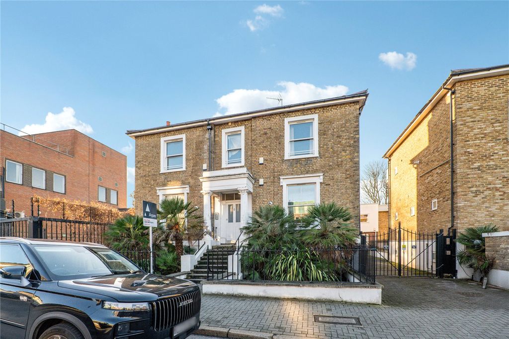 Property photo 3 of 11 Picture No. 19