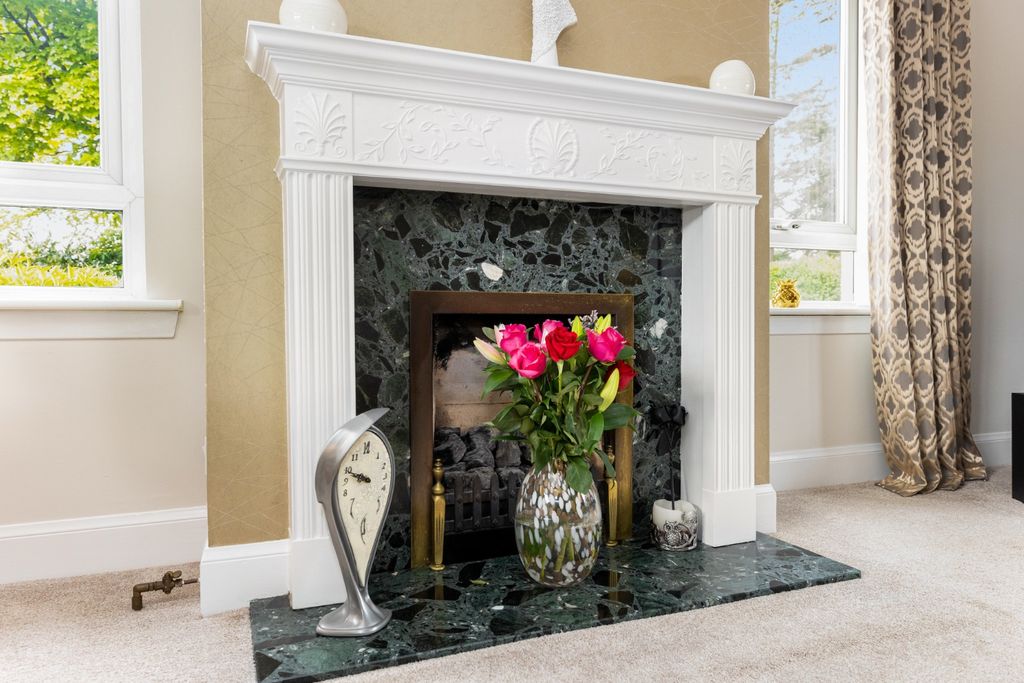 Property photo 3 of 33 5163062