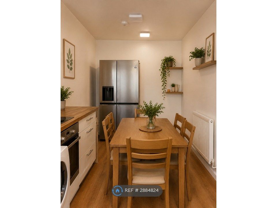 Property photo 1 of 25 Kitchen