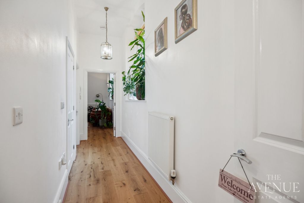 Property photo 3 of 13 4586845