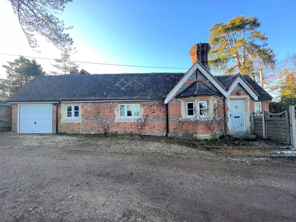 Property photo 1 of 9 Front