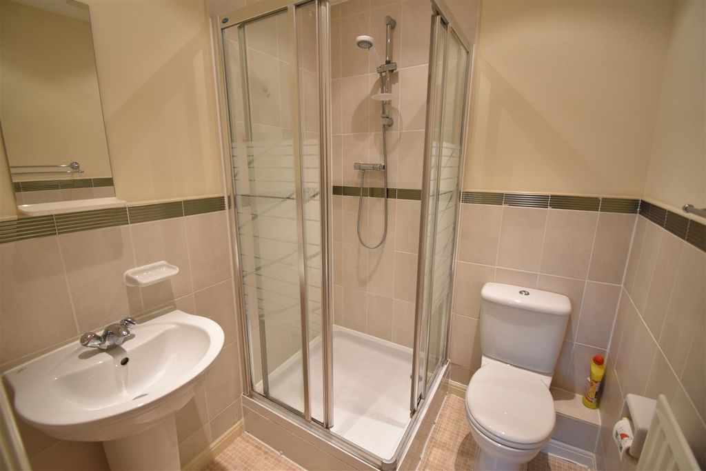 Additional image 10 of 2 bed flat for saleBurlington Road, Portishead BS20