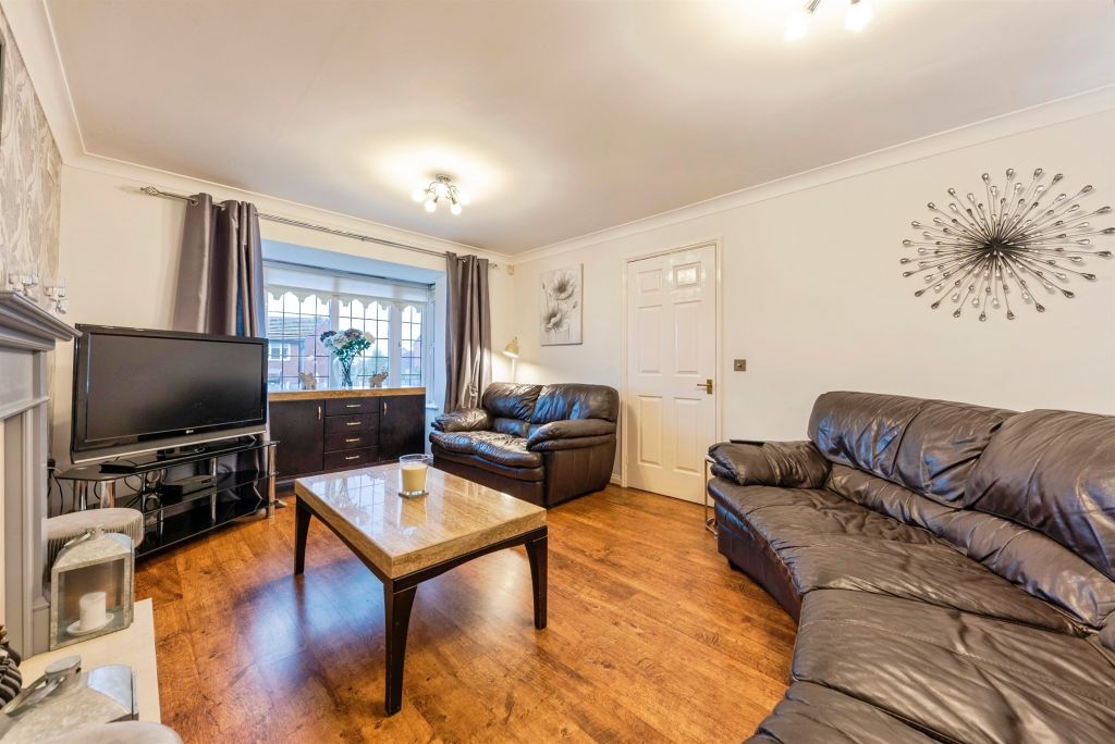 Property photo 3 of 17