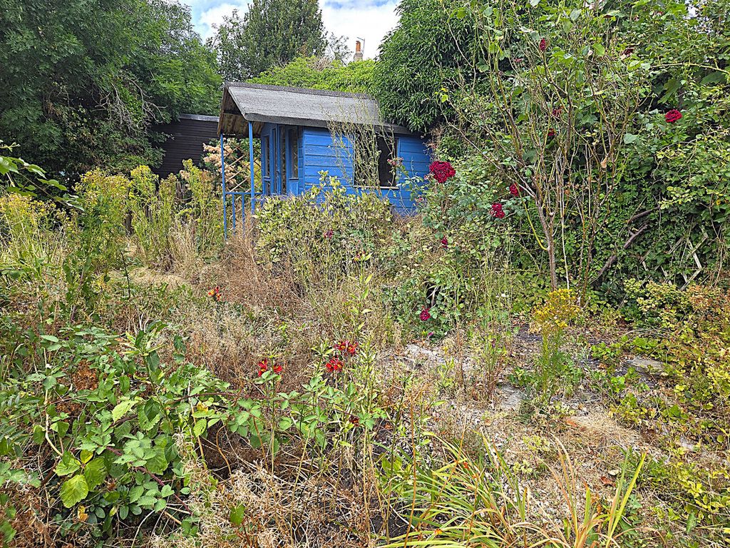 Property photo 3 of 15
