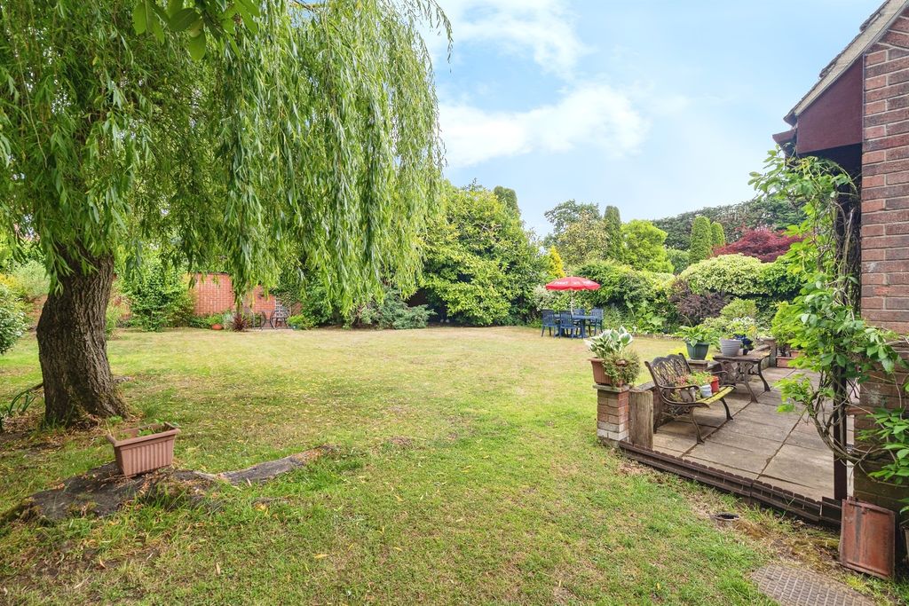 Property photo 3 of 17