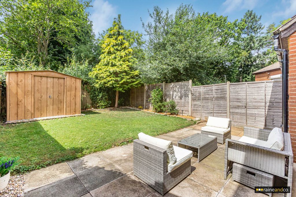 Property photo 1 of 28