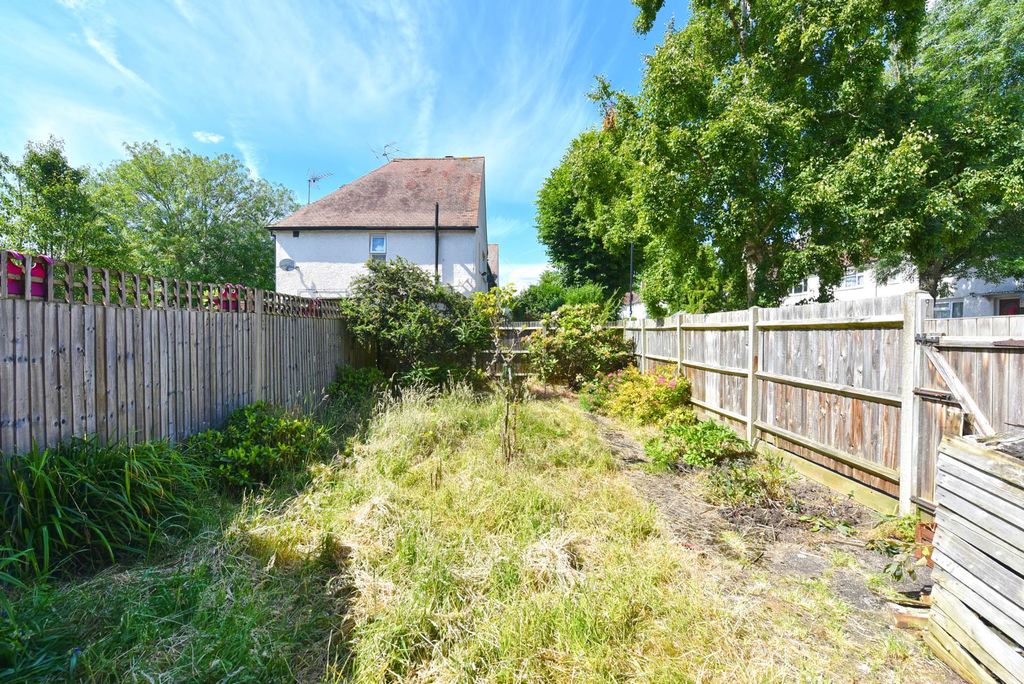 Property photo 2 of 3