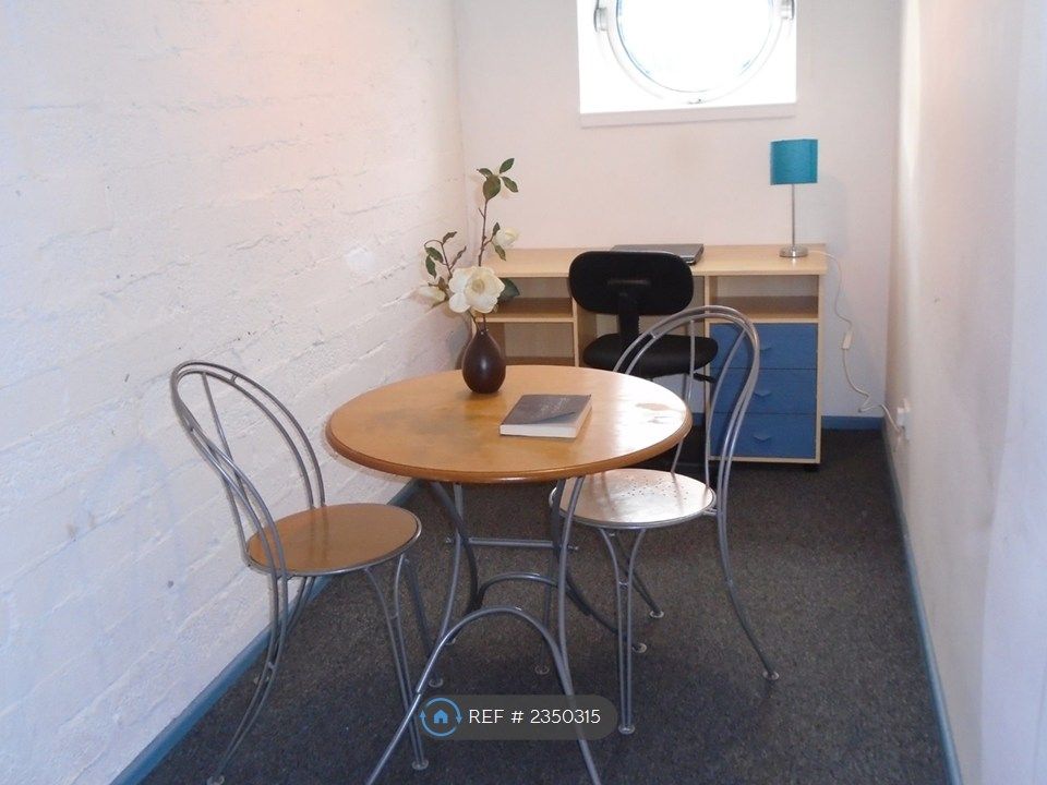 Property photo 2 of 4