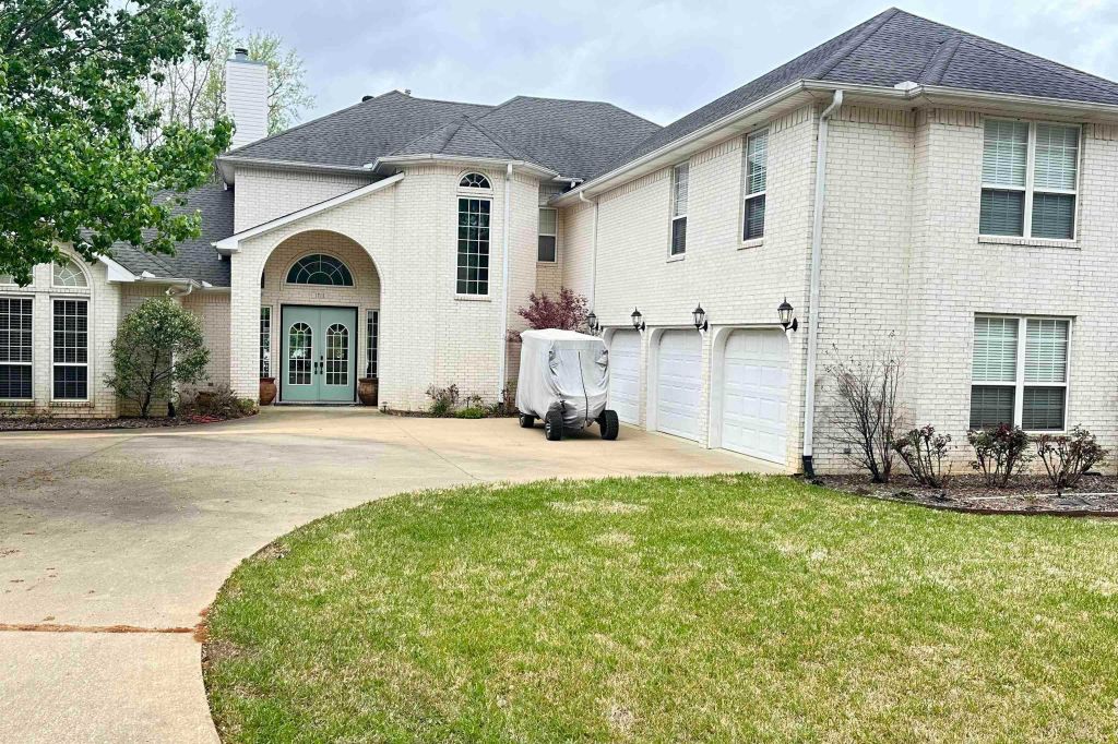 Property photo 1 of 31