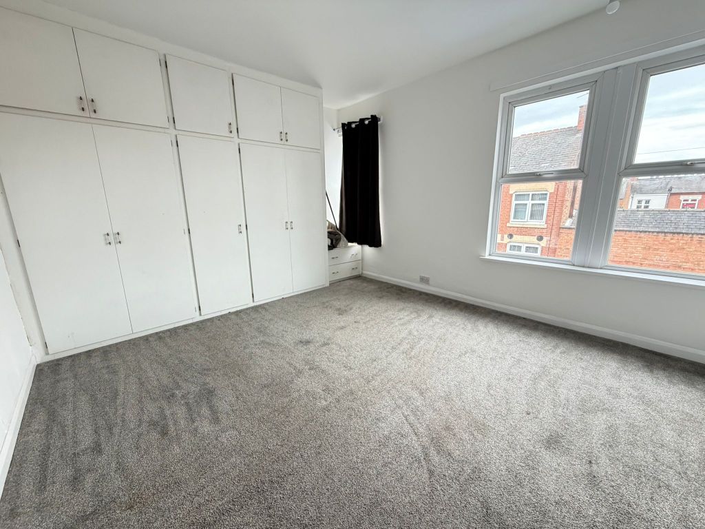 Property photo 3 of 11 Whatsapp Image 2026-04-09 At 14.42.53