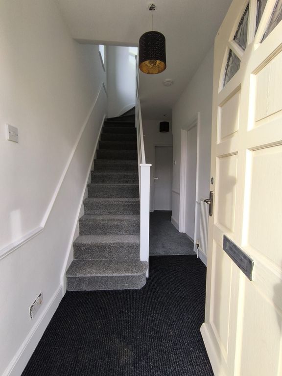 Property photo 2 of 20 Hallway