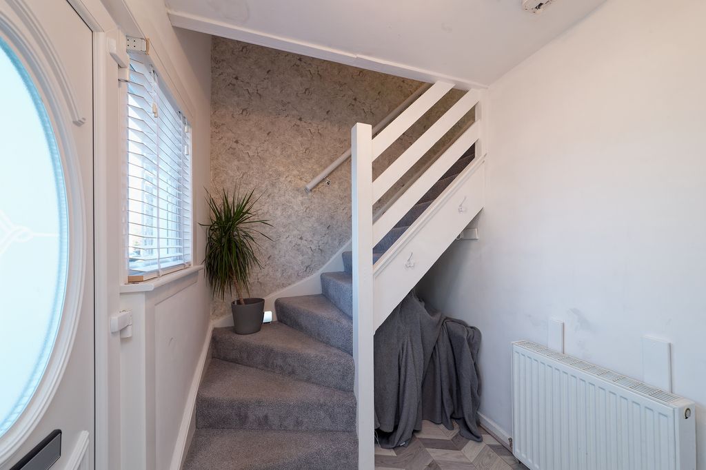 Property photo 2 of 11 Property Image 2