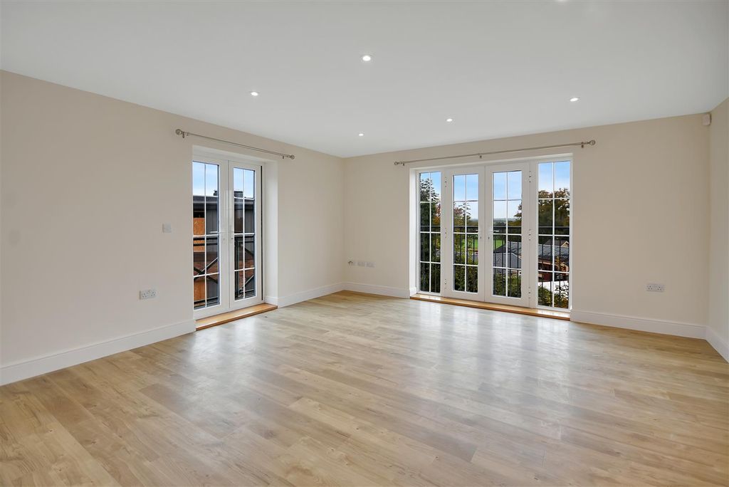 Property photo 3 of 6 Dsc_2896.Jpg