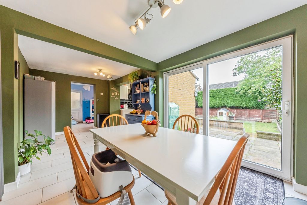 Property photo 3 of 16 5_Wong_Gardens-16