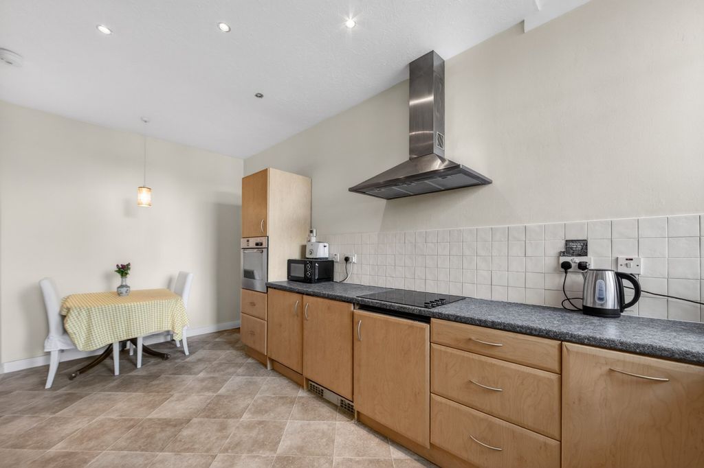 Additional image 11 of 2 bed flat for saleBeach Court, The Beach, Walmer, Deal CT14