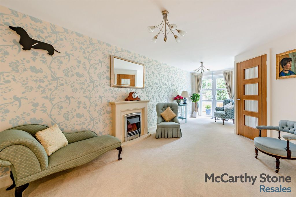 Property photo 1 of 23 8663668-Interior14-800.Jpg