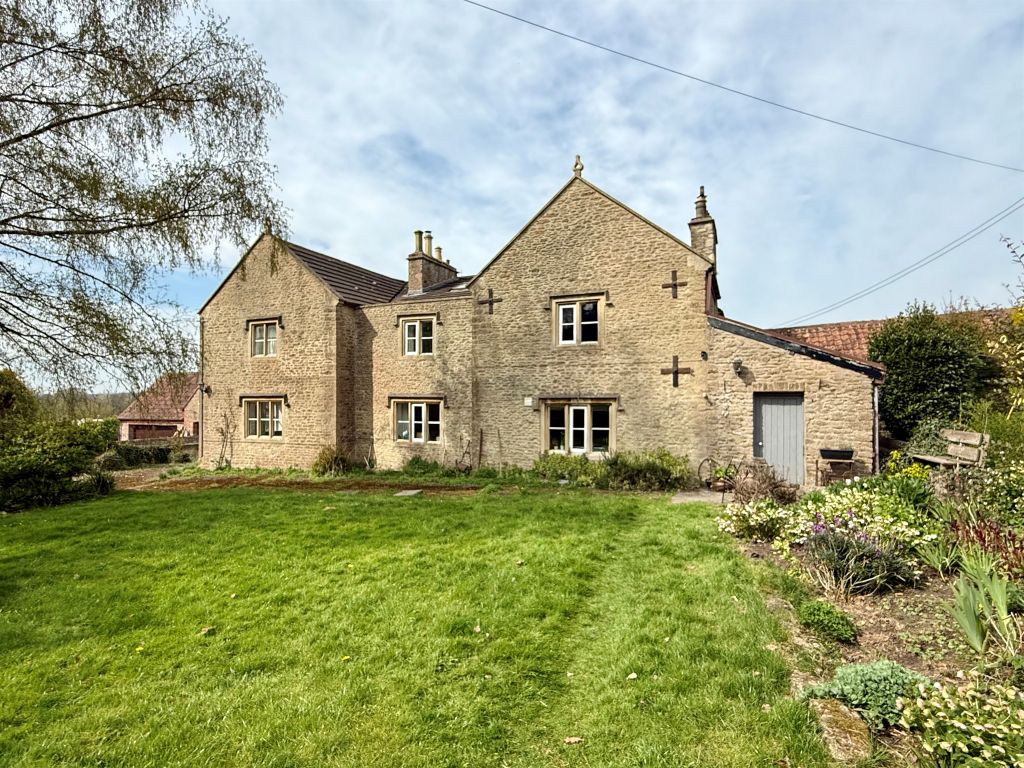 Property photo 1 of 19