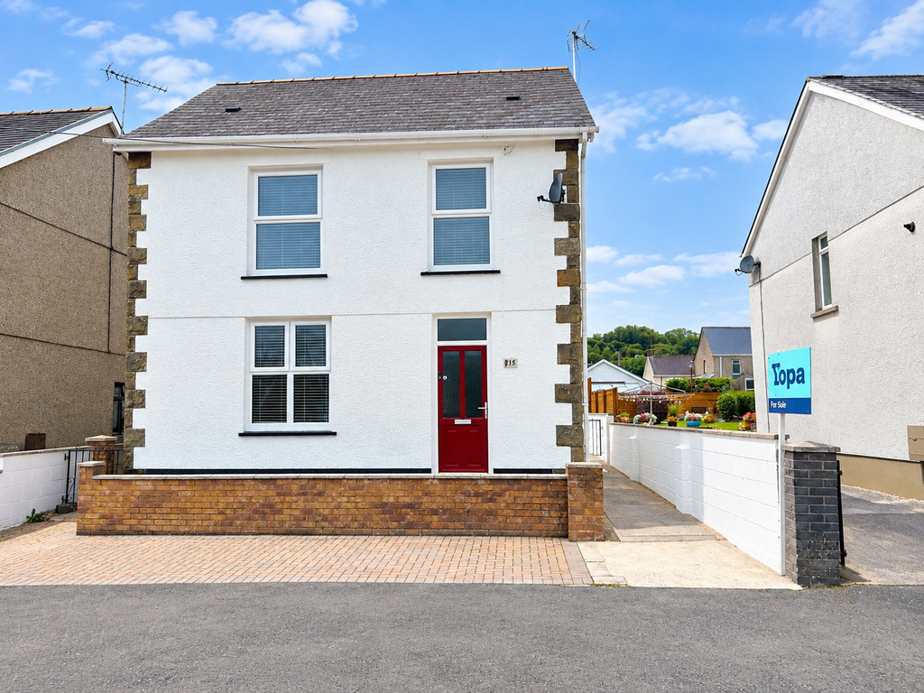 Property photo 1 of 24 10770F55-9Db6-452B-8289-B4F6490E8Beb