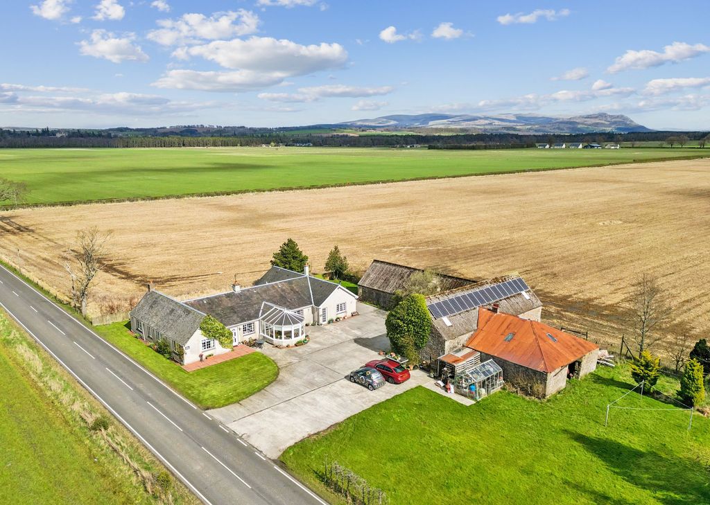 Property photo 1 of 26