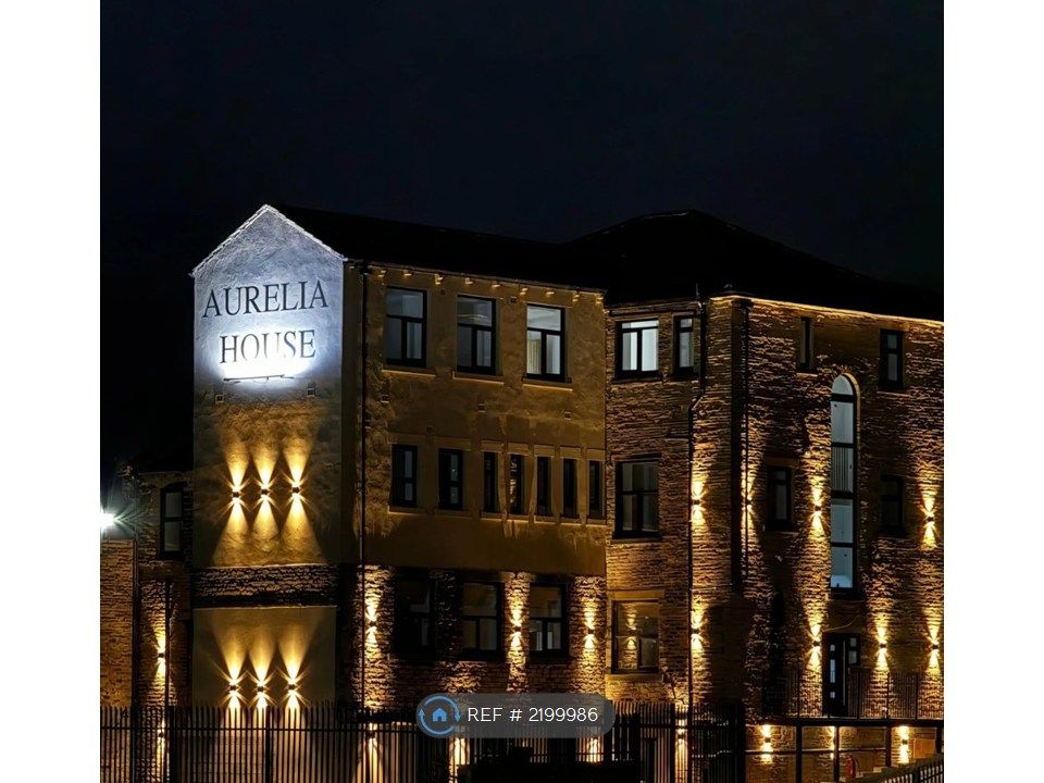 Property photo 2 of 13