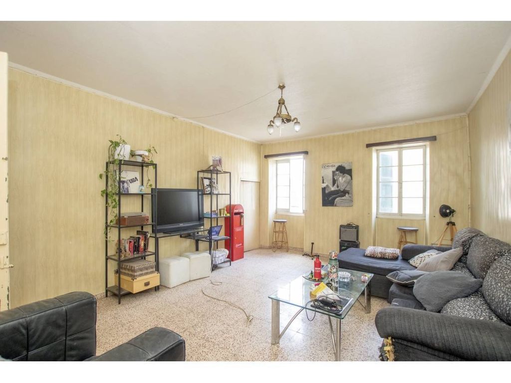 Property photo 1 of 30