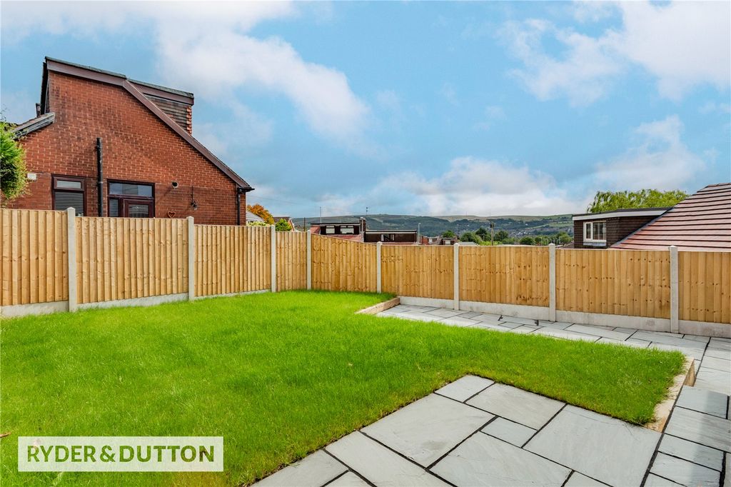 Property photo 2 of 20 Picture No. 16