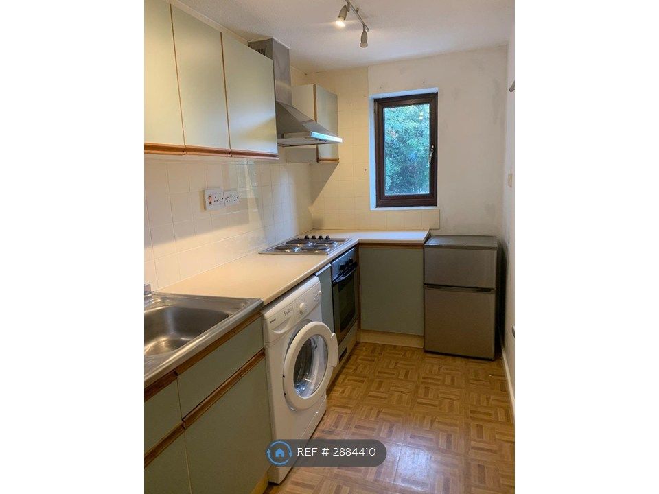 Property photo 1 of 3 Kitchen