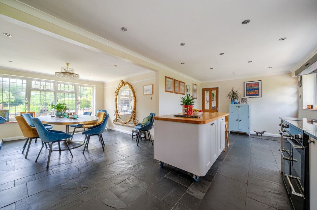 Property photo 3 of 45 1459013-31-6A0B72...