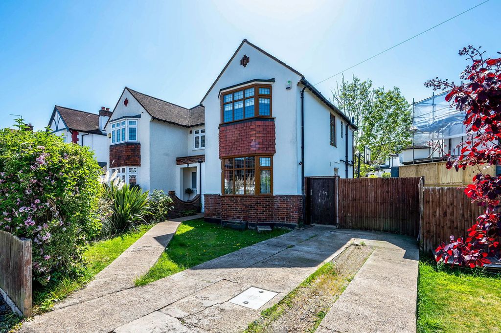 Property photo 1 of 14