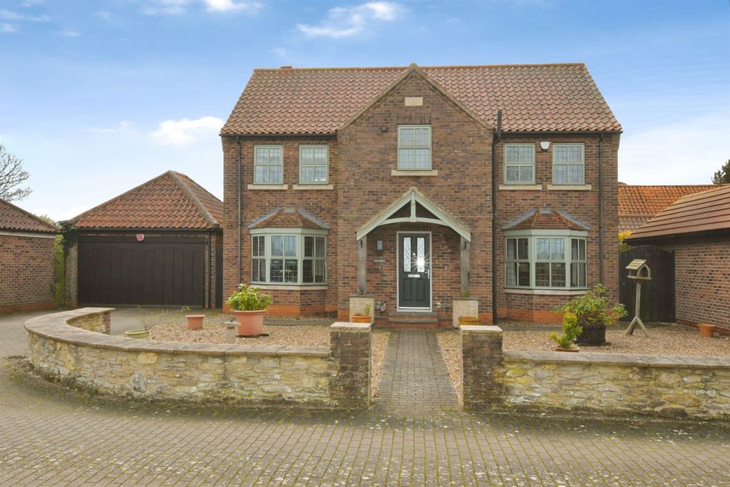 Property photo 1 of 19