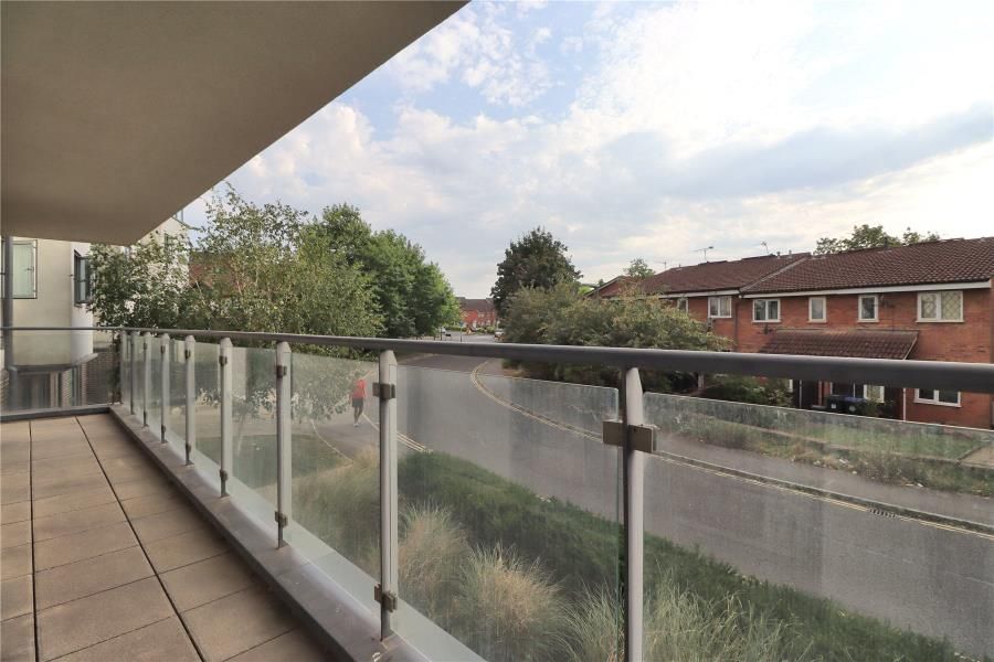 Property photo 2 of 11