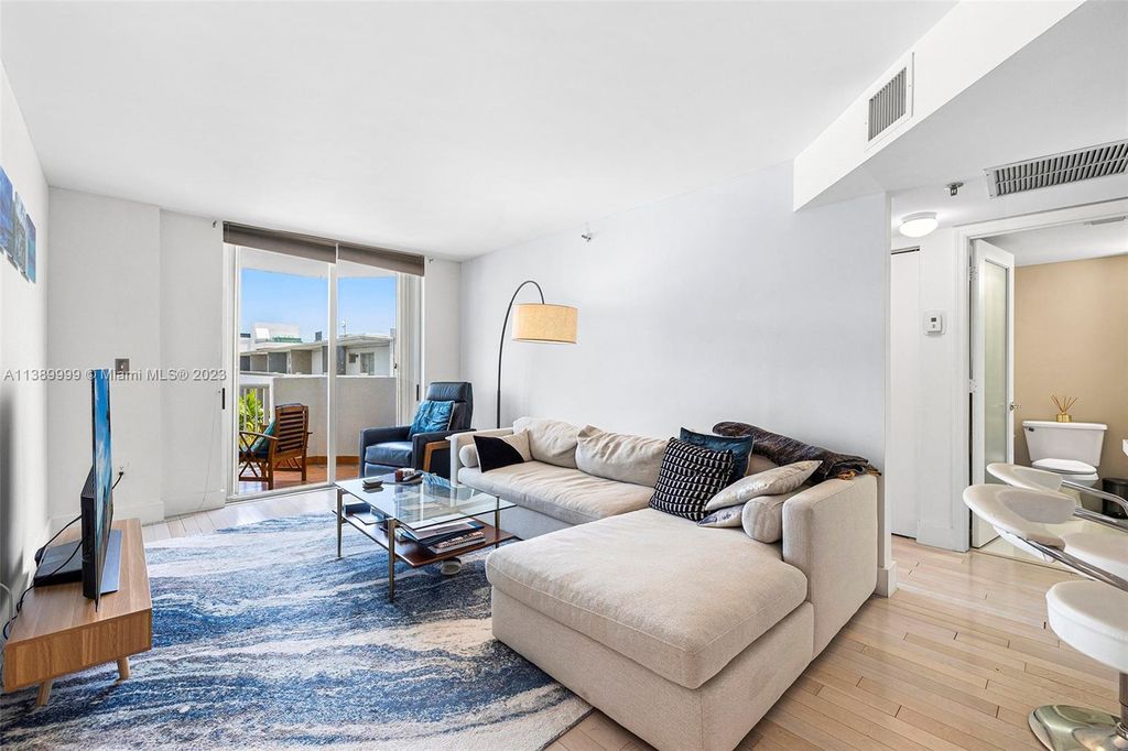 Property photo 3 of 36 <Alttext/>