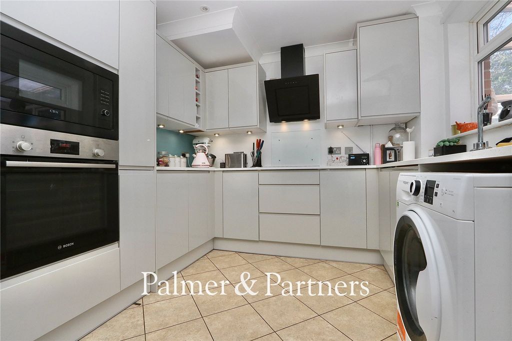Property photo 2 of 18 Picture No. 05