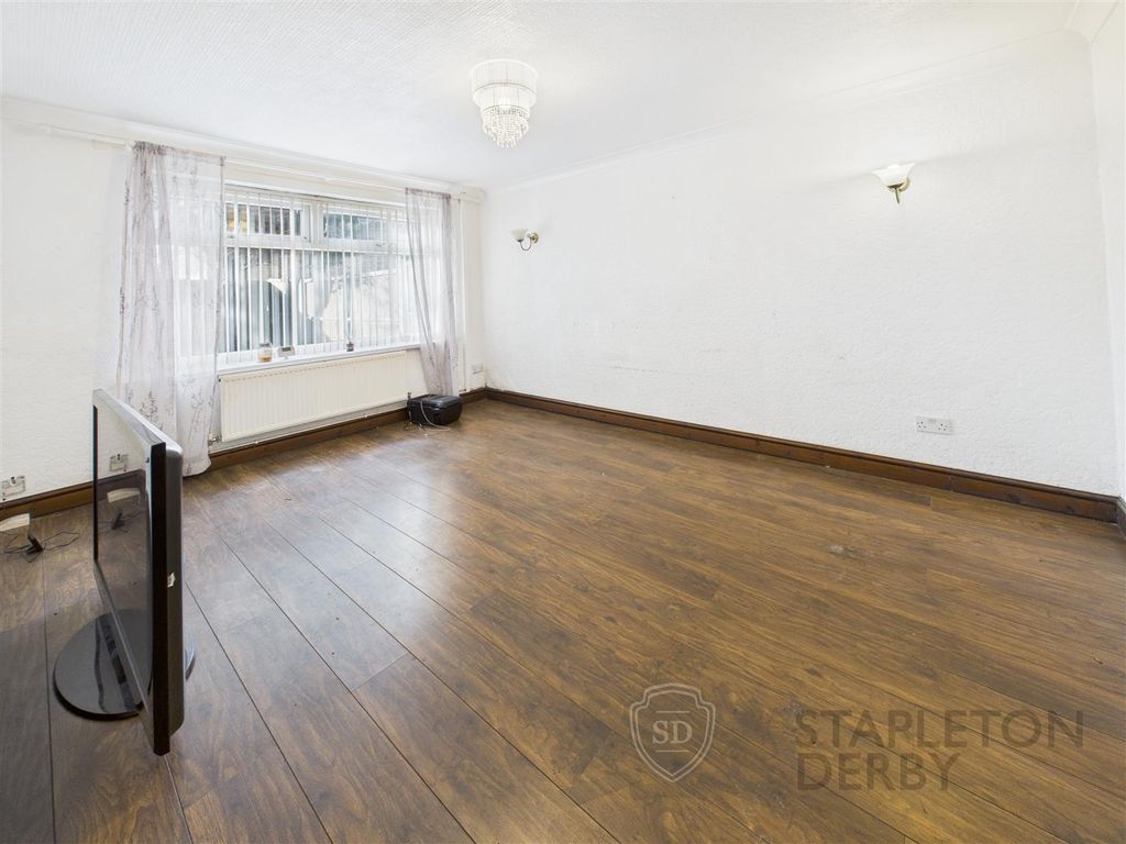 Property photo 3 of 10 Cam04709G0-Pr0283-Still007.Jpg