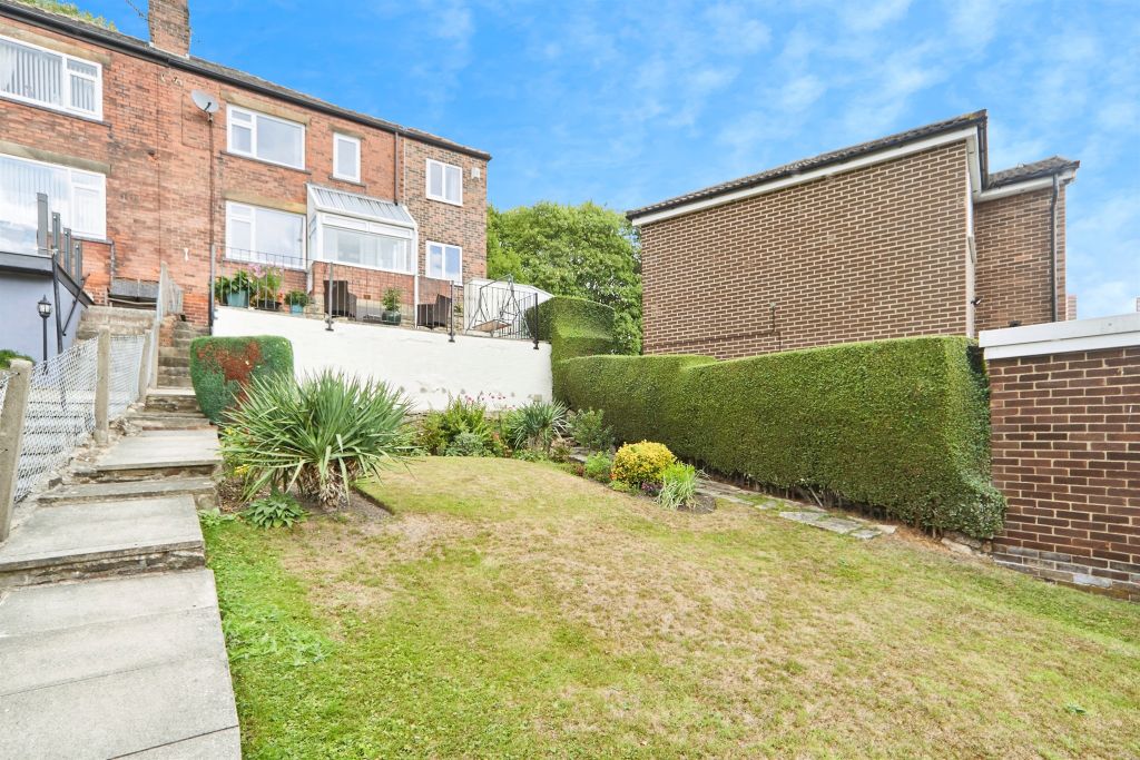 Property photo 2 of 17