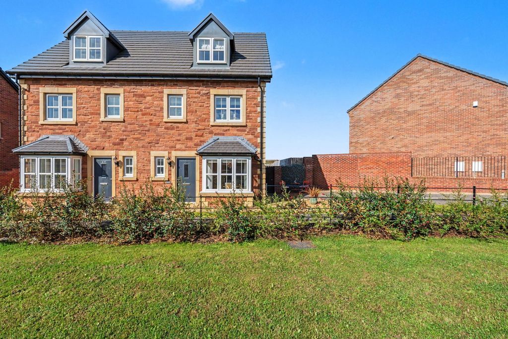 Property photo 1 of 26