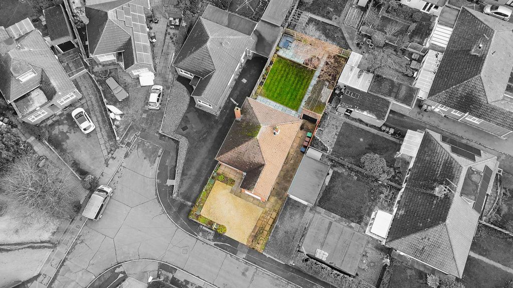 Property photo 2 of 25